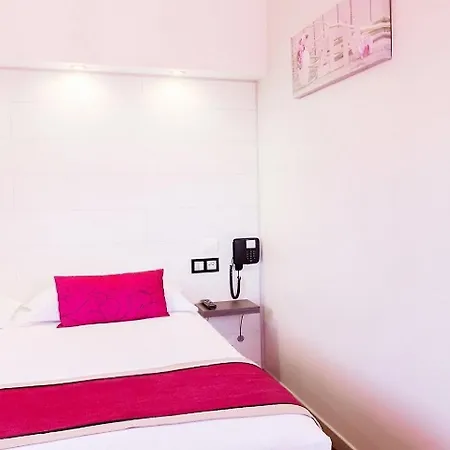 Eliotel Hotel 3*